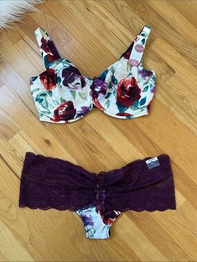 Cacique White Floral Underwire Bra with Burgundy Lace Throng NWT Lane Bryant